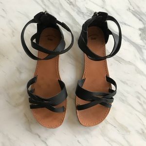 Black Strappy Gap Sandals